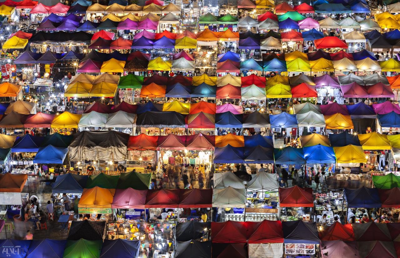 خیمه‌های رنگارنگ یک بازار شبانه در تایلند +عکس