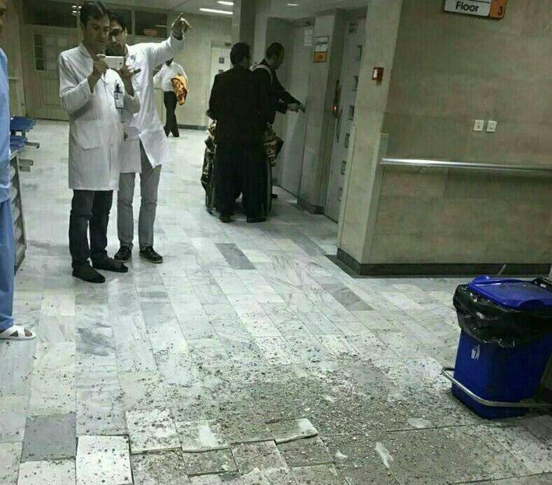 ریزش سقف بیمارستان امام خمینی ارومیه پس از وقوع زلزله +عکس