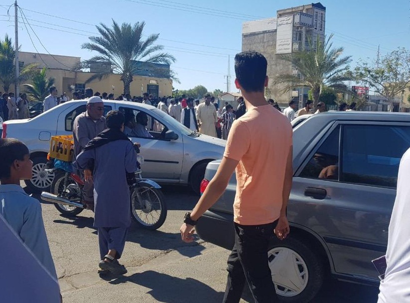 جزئیات انفجار تروریستی در چابهار // تاکنون 4 نفر شهید و 15 نفر مجروح شده‌اند +فیلم و عکس