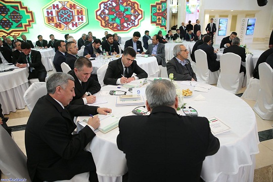 ایران و ترکمنستان دروازه ای برای جهانی شدن