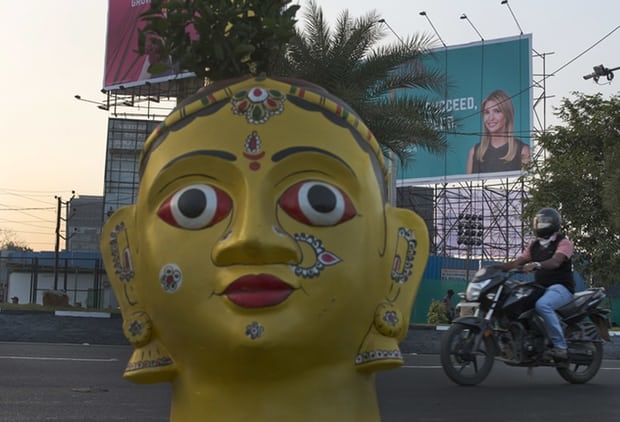 بیلبورد ایوانکا ترامپ در خیابان‌های هند +عکس