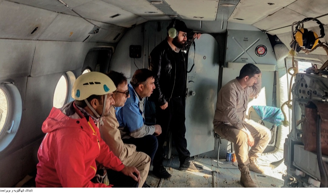 امدادرسانی هوایی به مردم گرفتار در برف جلاله امدادرسانی هوایی به مردم گرفتار در برف جلاله