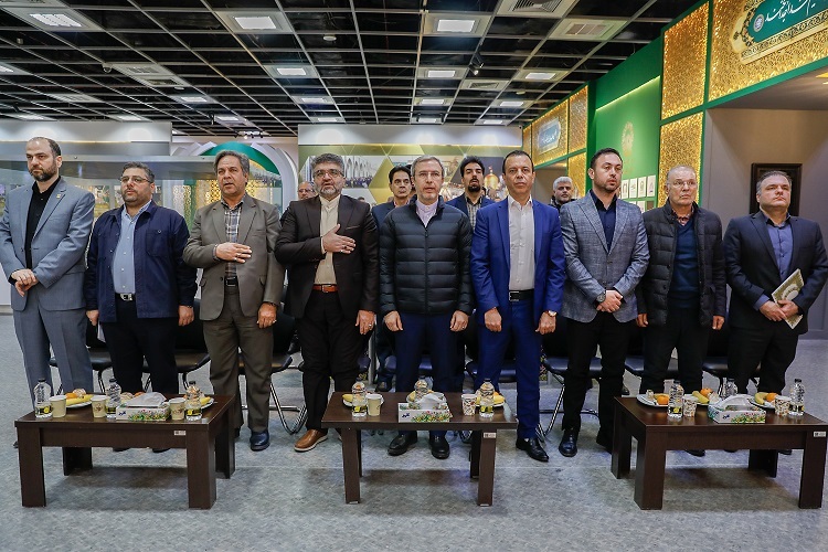 اهدای مدال طلای پاراتنیس روی میز قهرمان کشور به موزه حرم مطهر رضوی+ فیلم+ گزارش تصویری