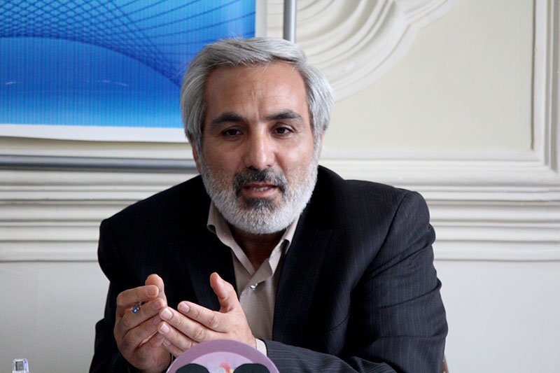 هیأت دولت و روسای سازمان&zwnj;ها باید افرادی کارآمد و منتخب نخبگان باشند