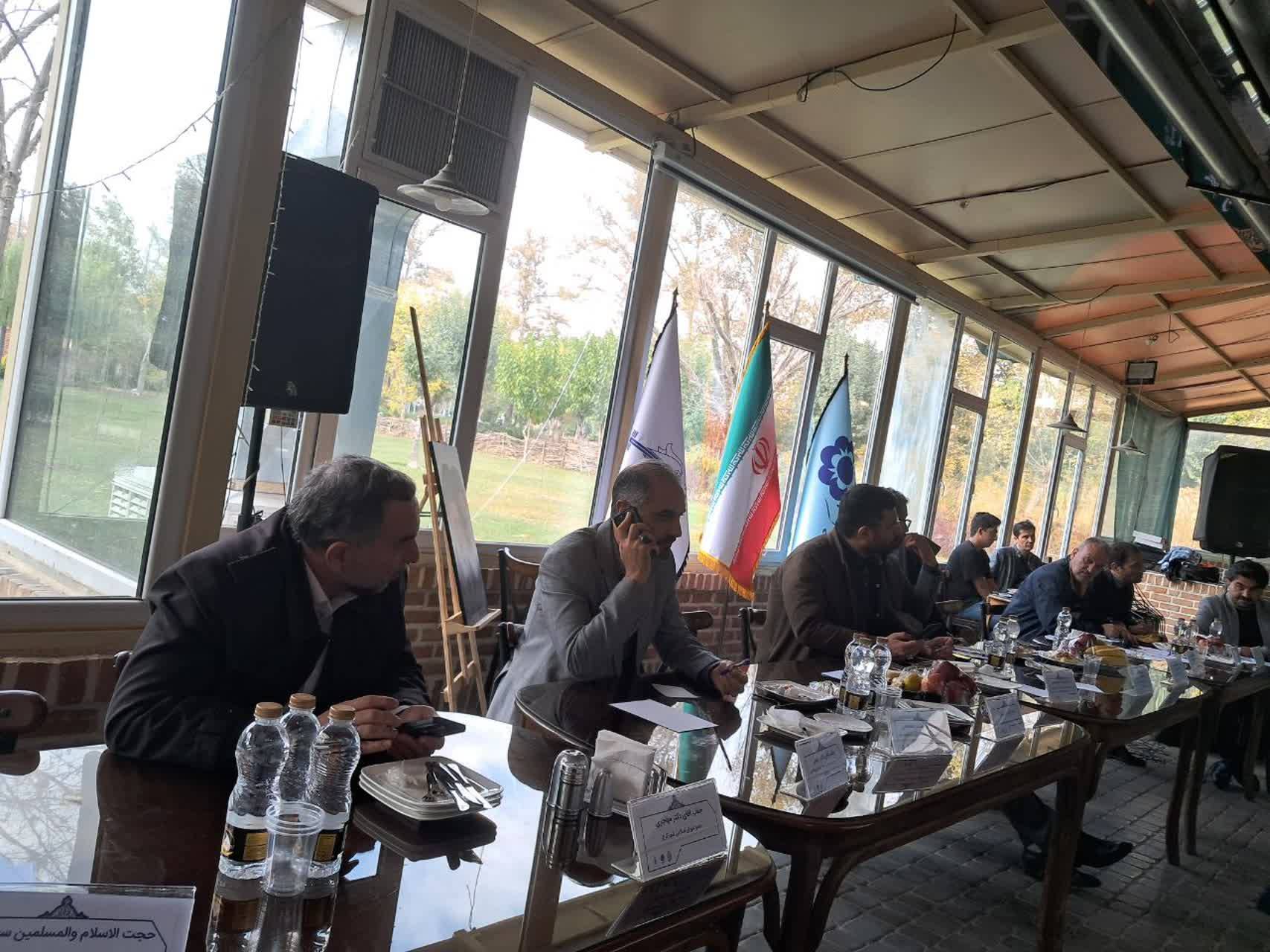 شورای شهر پای پروژه بی آرتی کرج می&zwnj;ایستد/اتوبوس&zwnj;های تندرو مورد استقبال مردم بوده است