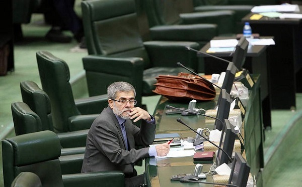 فریدون عباسی، دانشمند هسته&zwnj;ای و نماینده سابق کازرون، به شهادت رسید