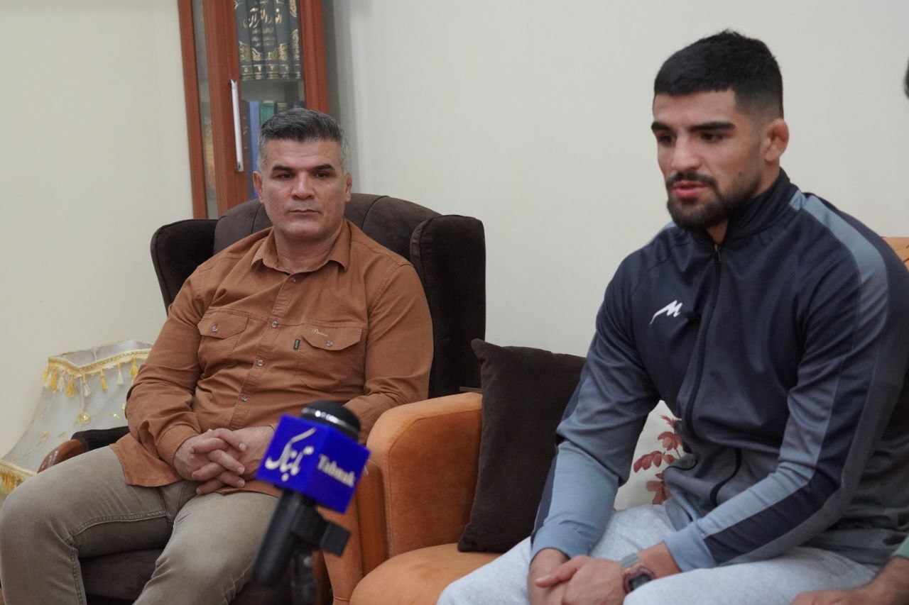 مدال جهانی نتیجه سالها صبر، اشک و تلاش بود/ بزرگترین دغدغه من موضوع استخدامی و اشتغال است مدال جهانی نتیجه سالها صبر، اشک و تلاش بود/ بزرگترین دغدغه من موضوع استخدامی و اشتغال است