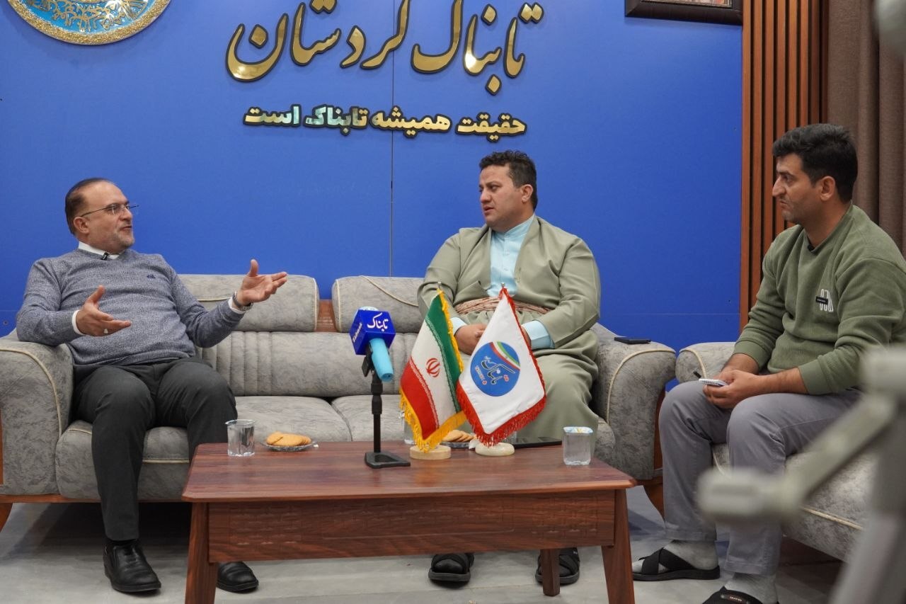 کشاورز کردستانی با «کشاورزی خدایی» محصول تولید میکند؛ دولت باید پشتوانه باشد کشاورز کردستانی با «کشاورزی خدایی» محصول تولید میکند؛ دولت باید پشتوانه باشد