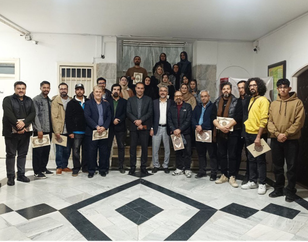 آغاز بهکار دبیرخانه جشنواره استانی تئاتر کردستان در بیجار/ تاکنون ۴۶ اثر به دبیرخانه ارسال شده است آغاز بهکار دبیرخانه جشنواره استانی تئاتر کردستان در بیجار/ تاکنون ۴۶ اثر به دبیرخانه ارسال شده است