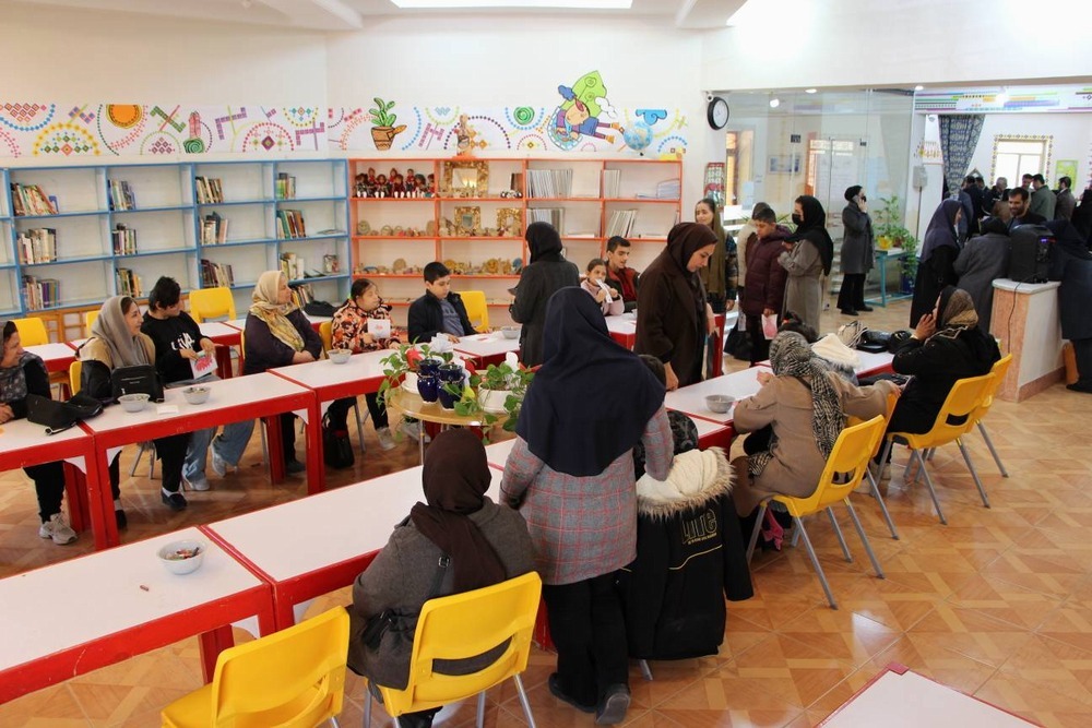 افتتاح نخستین نمایشگاه کتابهای حسی و لمسی ویژه کودکان با نیازهای ویژه در سنندج + تصاویر افتتاح نخستین نمایشگاه کتابهای حسی و لمسی ویژه کودکان با نیازهای ویژه در سنندج + تصاویر