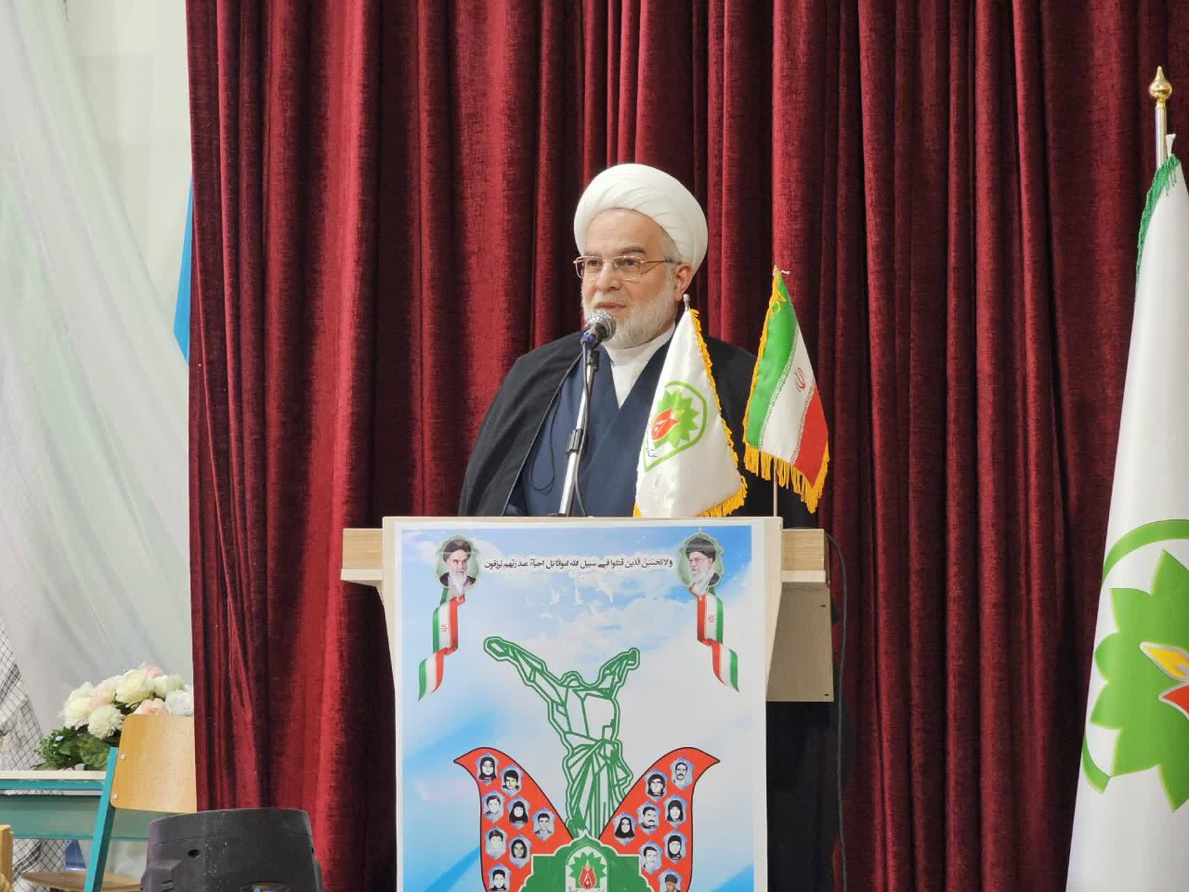 شهدای دانش&zwnj;آموز با ایثار و عمل، حقیقت انقلاب را تبیین کردند