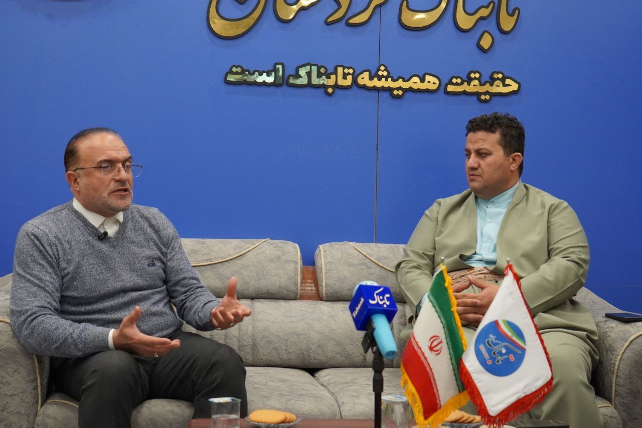 بانکها از مسیر حمایت از بخش خصوصی خارج شدهاند/ ضرورت بازگشت گردش مالی شرکتها و توسعه زنجیره ارزش در کردستان بانکها از مسیر حمایت از بخش خصوصی خارج شدهاند/ ضرورت بازگشت گردش مالی شرکتها و توسعه زنجیره ارزش در کردستان